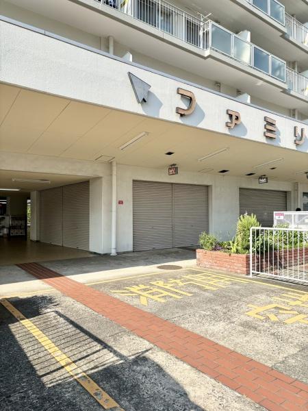 【寝屋川東ファミリータウン北一番館】角店舗