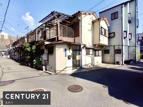 寝屋川市日新町の中古テラスハウス