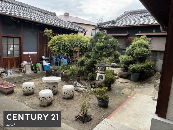 寝屋川市明和２丁目の中古一戸建て