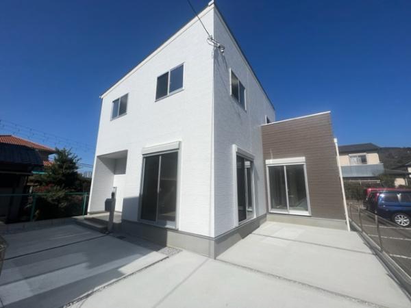 桜井市大字慈恩寺　2号地/2区画　新築戸建　未入居