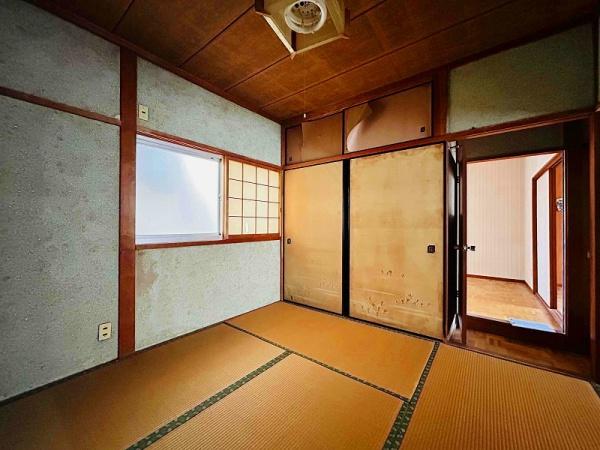 橿原市中曽司町の中古一戸建て