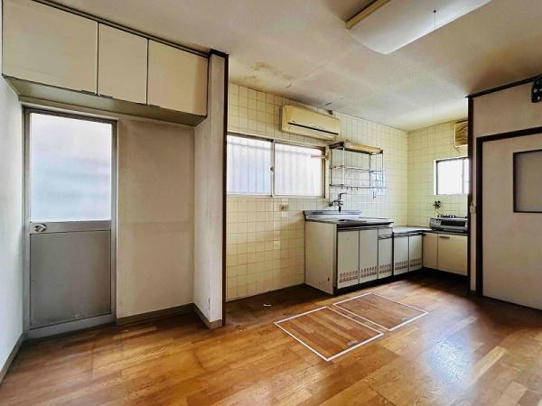 橿原市中曽司町の中古一戸建て