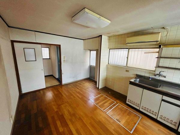 橿原市中曽司町の中古一戸建て