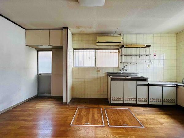 橿原市中曽司町の中古一戸建て