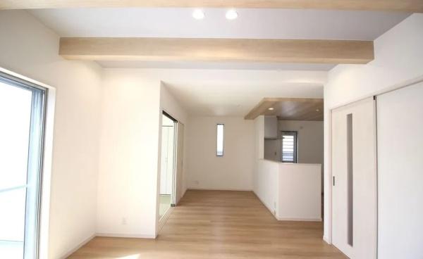 橿原市石原田町　新築戸建　未入居