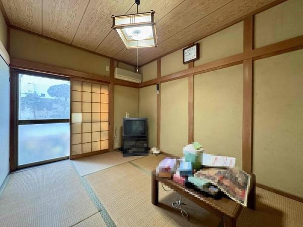 和泉市小田町２丁目の中古一戸建て