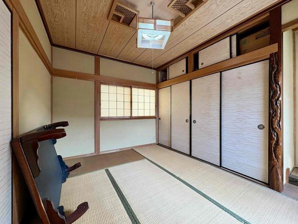 和泉市小田町２丁目の中古一戸建て