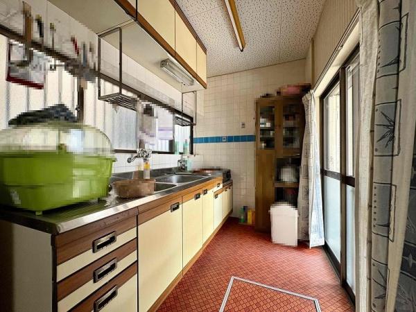 和泉市小田町２丁目の中古一戸建て