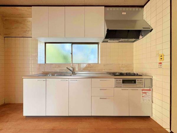 奈良市あやめ池北１丁目の中古一戸建て