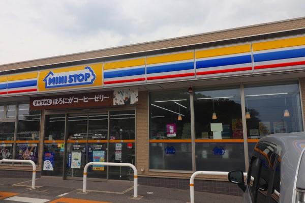 北葛城郡広陵町馬見中2丁目の土地(ミニストップ 広陵町みささぎ台店)