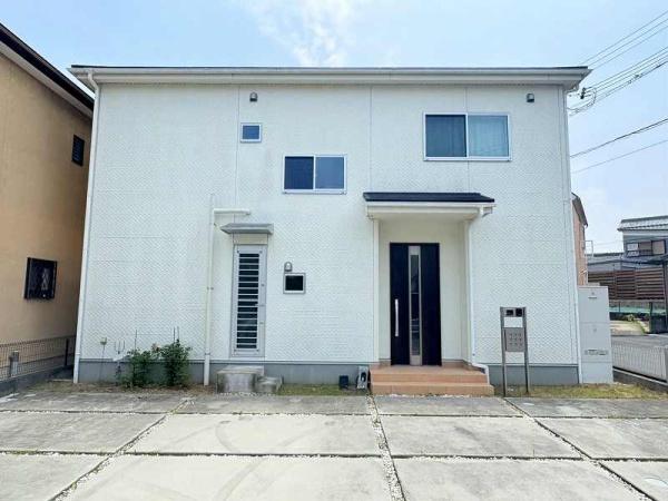 広陵町三吉赤部　中古戸建