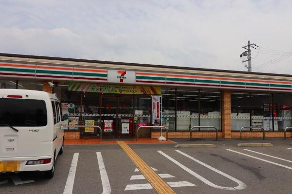 コンサージュ(セブンイレブン　橿原十市町店)