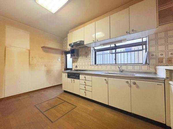 天理市東井戸堂町の中古一戸建て