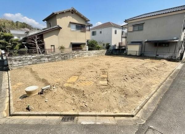橿原市菖蒲町４丁目の土地