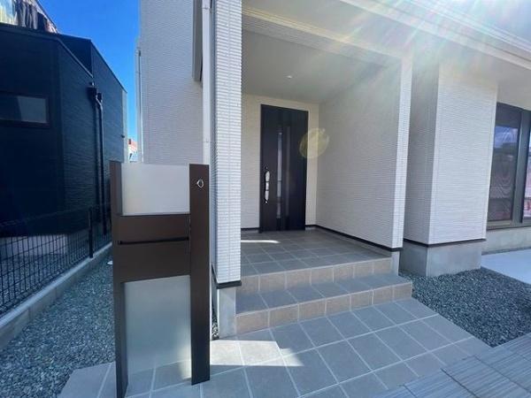 橿原市東坊城町　新築戸建