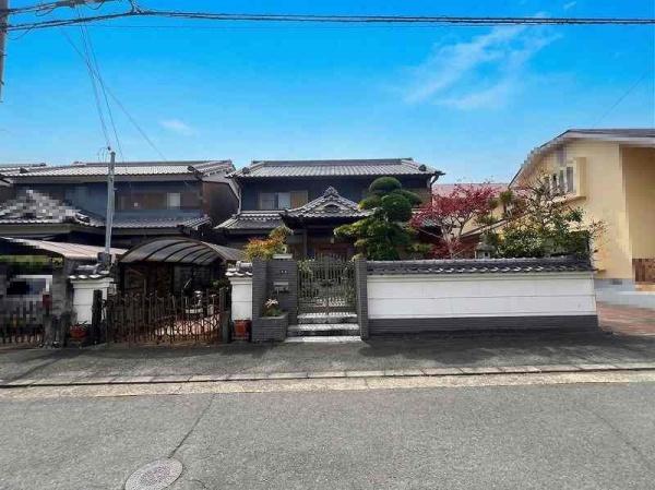 橿原市曲川町１丁目の中古一戸建て