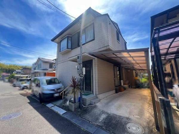 橿原市菖蒲町４丁目の中古一戸建て