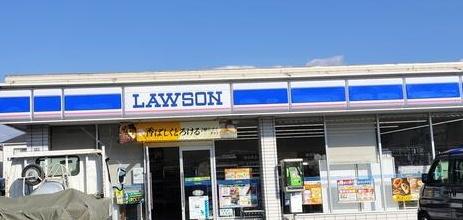 パラツィーナセシリア大和高田(ローソン高田南今里店)