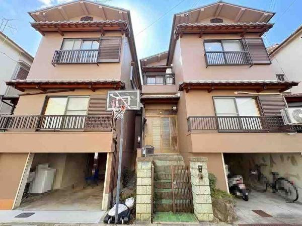 大和高田市礒野町の中古一戸建