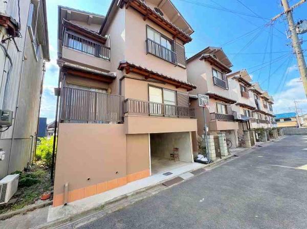 大和高田市礒野町の中古一戸建て