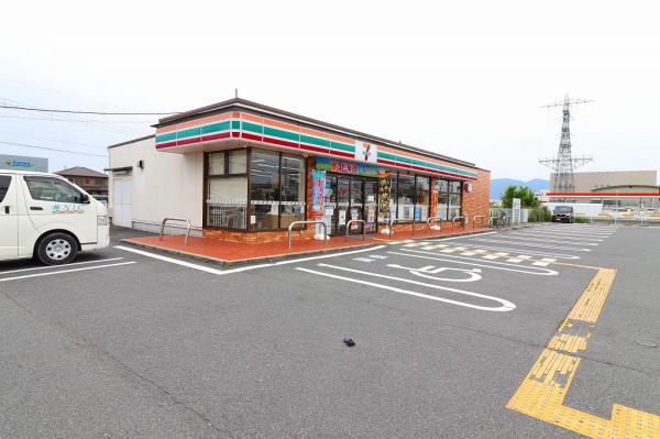 橿原市曽我町の土地(セブンイレブン　橿原忌部町店)