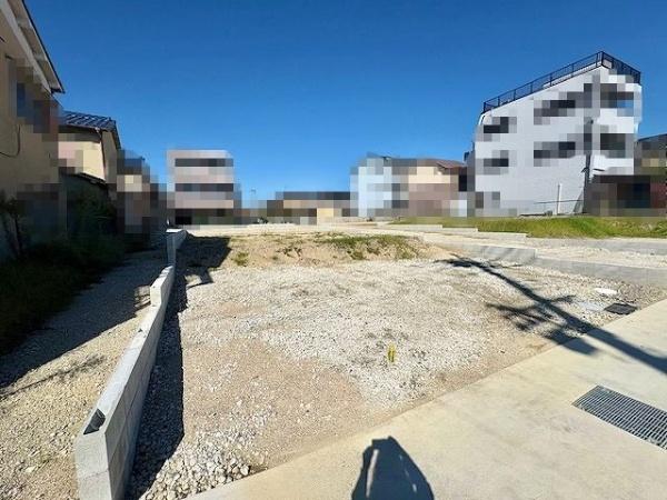 奈良市神殿町　新築戸建　1号棟／3区画