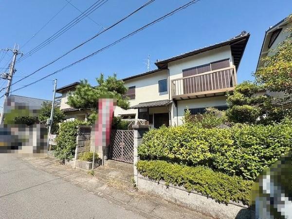 天理市二階堂上ノ庄町の中古一戸建て