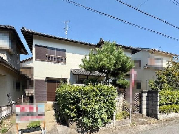 天理市二階堂上ノ庄町の中古一戸建て