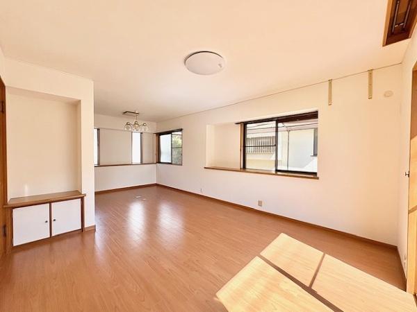 天理市二階堂上ノ庄町の中古一戸建