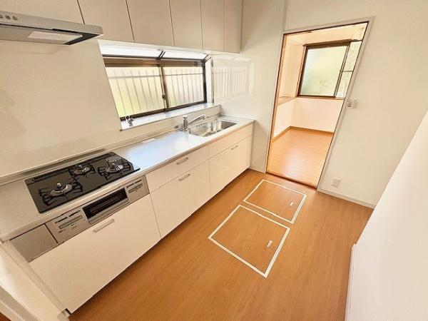 天理市二階堂上ノ庄町の中古一戸建て