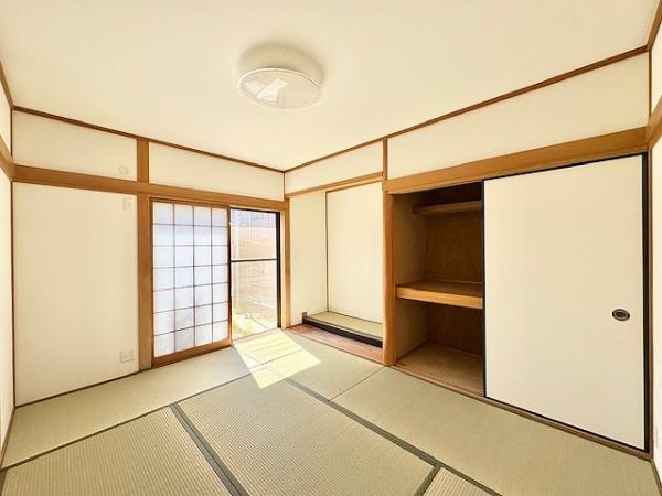 天理市二階堂上ノ庄町の中古一戸建て