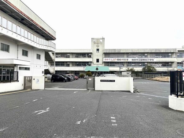 橿原市城殿町の土地(橿原市立畝傍北小学校)