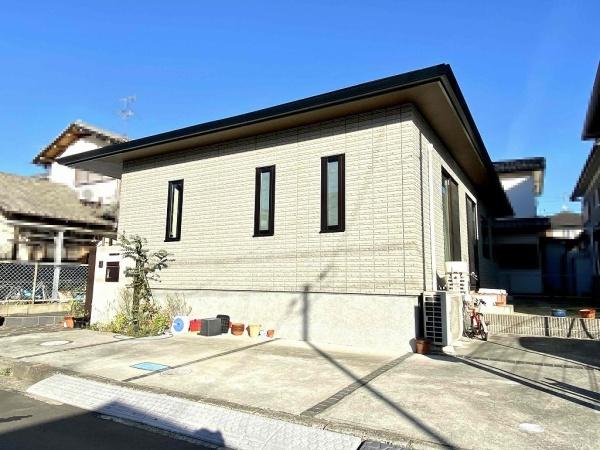 橿原市上品寺町の中古一戸建て