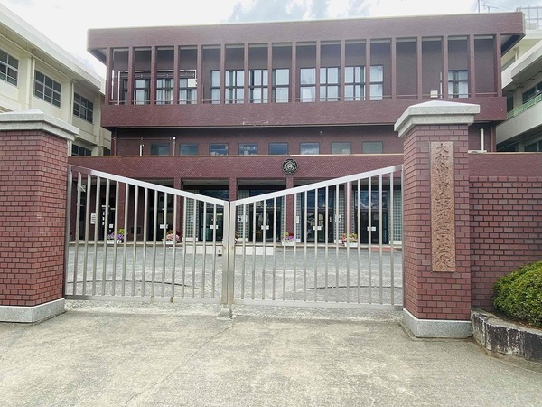 大和高田市曽大根1丁目の中古一戸建て(大和高田市立浮孔西小学校)
