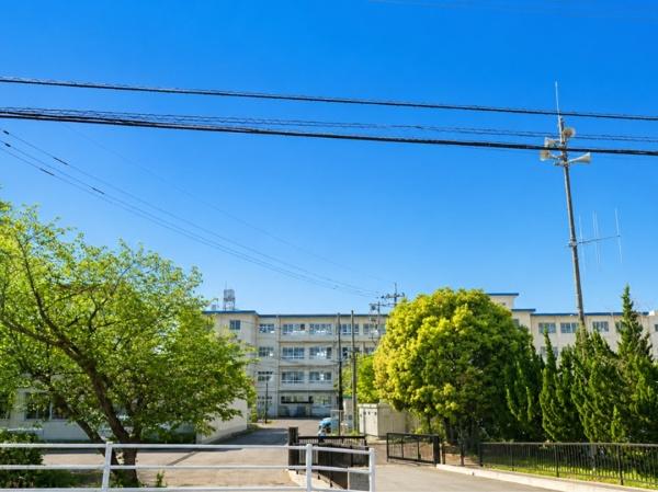 糸島市高田2丁目　全1棟(糸島市立波多江小学校)