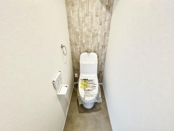 糸島市高田2丁目　全1棟