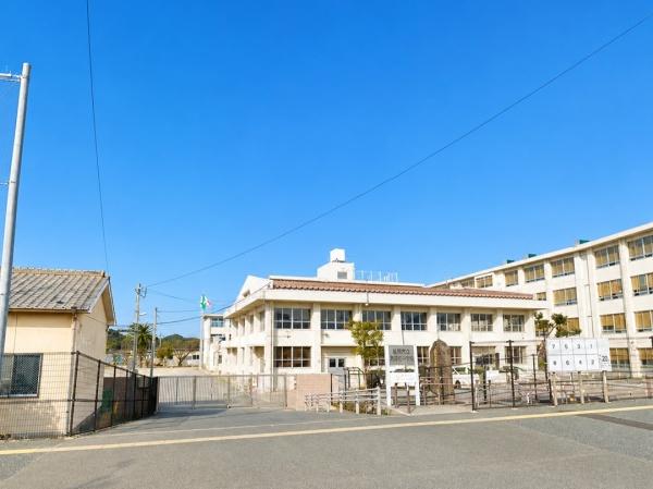 西区田尻3丁目　1号棟　全2棟(福岡市立元岡小学校)