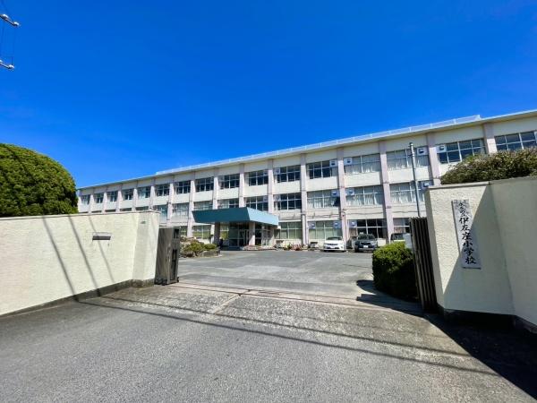 水巻町二西3丁目第4　1号棟　全2棟(水巻町立伊左座小学校)