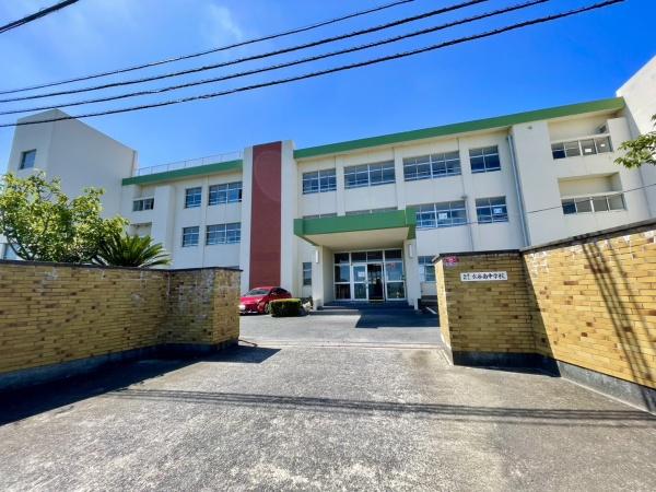 水巻町伊左座3丁目第5　全1棟(水巻町立水巻南中学校)