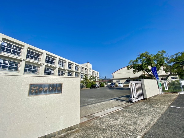 福津市若木台6丁目1期　1号棟　全2棟(福津市立神興小学校)