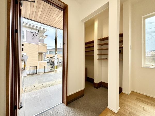 東区和白2丁目　全1棟