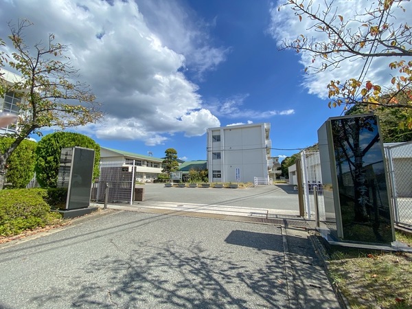 篠栗町田中2丁目2期 3号棟 全3棟(篠栗町立篠栗北中学校)