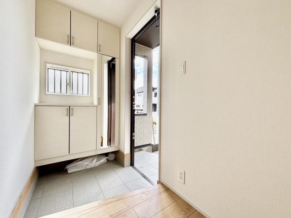 東区八田3丁目　2号棟　全3棟