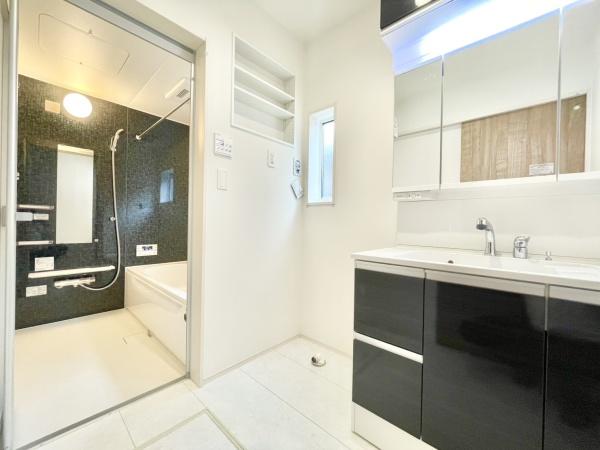 遠賀郡水巻町吉田東2丁目　全1棟