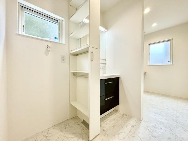 東区和白東4丁目　2号棟　全4棟