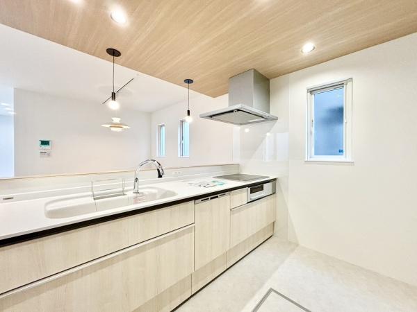 東区和白東4丁目　2号棟　全4棟