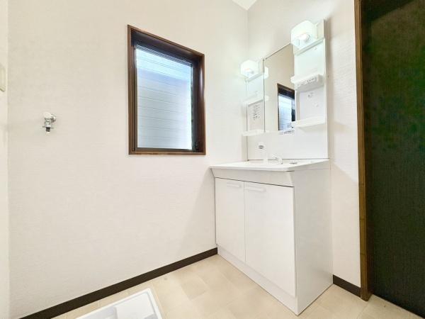 直方市大字感田の中古一戸建て