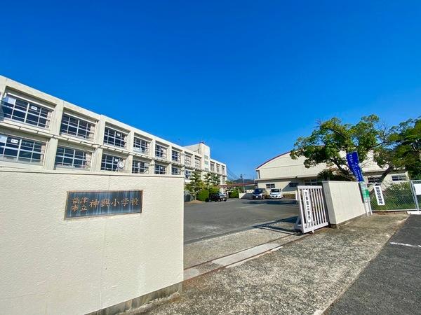 福津市手光の中古一戸建て(福津市立神興小学校)