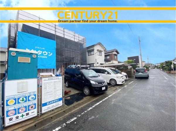 西区泉2丁目4期　全1棟