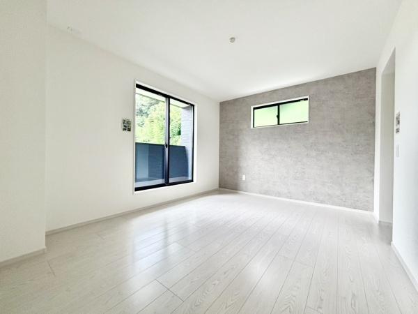 東区松崎3丁目1期　全1棟
